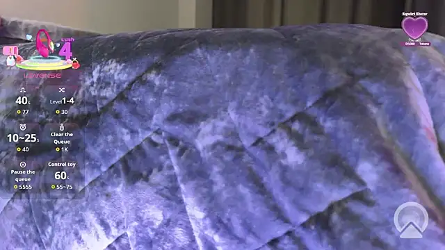 Snapshot of majestic_madam chatting on 10-28-25, 03:43 majestic madam online show from 10-28-25, 03:43