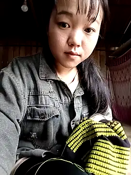 Quynhsumon online show from 05-10-26, 08:41