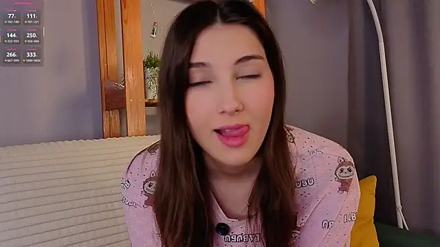 Snapshot of KateCahee chatting on 01-12-26, 02:28 KateCahee online show from 01-12-26, 02:28