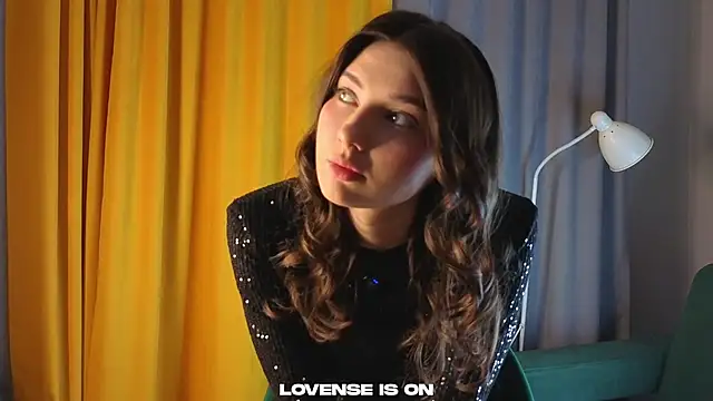 Snapshot of KateCahee chatting on 01-17-26, 01:21 KateCahee online show from 01-17-26, 01:21