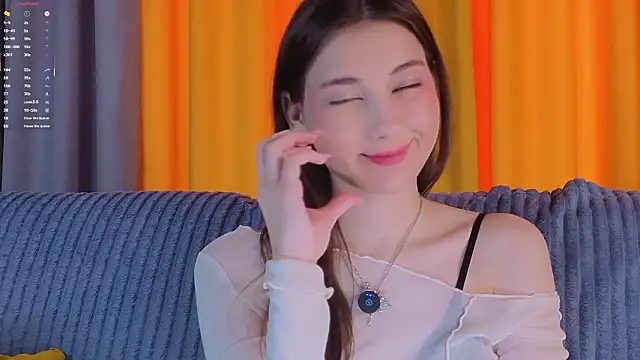 Snapshot of KateCahee chatting on 03-07-26, 01:24 KateCahee online show from 03-07-26, 01:24