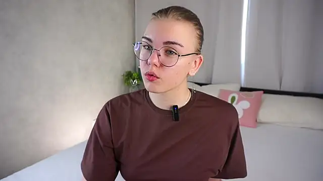 MelodyBaur online show from 04-17-26, 11:35