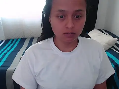 Snapshot of Negritatata chatting on 12-15-25, 02:43 Negritatata online show from 12-15-25, 02:43