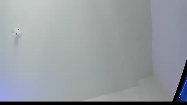 Snapshot of eimyy_rouse chatting on 02-14-26, 08:05 eimyy rouse online show from 02-14-26, 08:05