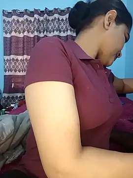 Snapshot of CoupleShow_432 chatting on 01-14-26, 10:32 CoupleShow 432 online show from 01-14-26, 10:32
