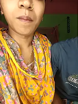 Snapshot of CoupleShow_432 chatting on 03-04-26, 04:57 CoupleShow 432 online show from 03-04-26, 04:57