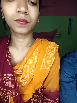 Snapshot of CoupleShow_432 chatting on 04-05-26, 10:12 CoupleShow 432 online show from 04-05-26, 10:12
