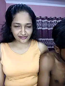 Snapshot of CoupleShow_432 chatting on 04-23-26, 03:58 CoupleShow 432 online show from 04-23-26, 03:58