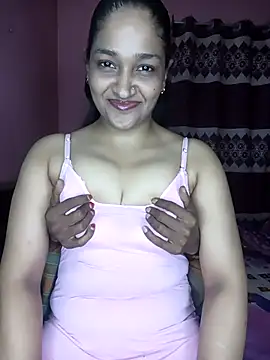 Snapshot of CoupleShow_432 chatting on 04-25-26, 04:04 CoupleShow 432 online show from 04-25-26, 04:04