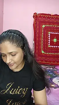 Snapshot of CoupleShow_432 chatting on 05-01-26, 03:05 CoupleShow 432 online show from 05-01-26, 03:05