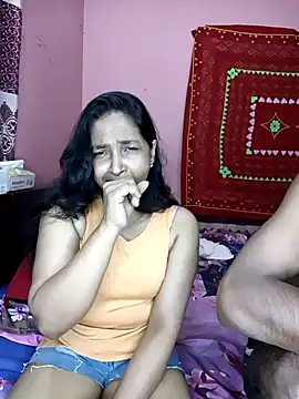 Snapshot of CoupleShow_432 chatting on 05-10-26, 10:04 CoupleShow 432 online show from 05-10-26, 10:04