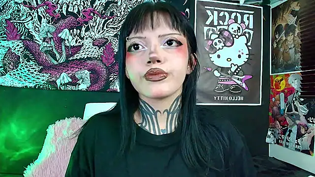 GothGaby online show from 11-26-25, 01:28