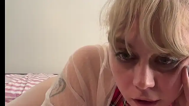 Snapshot of daddysprincess731 chatting on 10-25-25, 08:55 daddysprincess731 online show from 10-25-25, 08:55