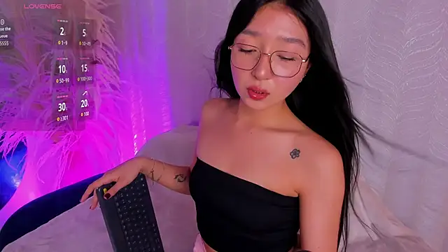 sydney miller  online show from 06-14-26, 12:08