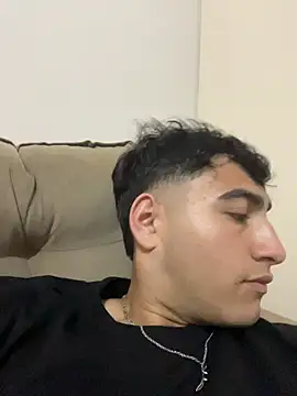 Snapshot of Gduende7 chatting on 11-23-25, 08:25 Gduende7 online show from 11-23-25, 08:25