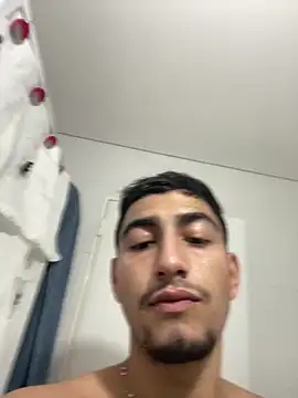 Snapshot of Gduende7 chatting on 03-19-26, 06:56 Gduende7 online show from 03-19-26, 06:56