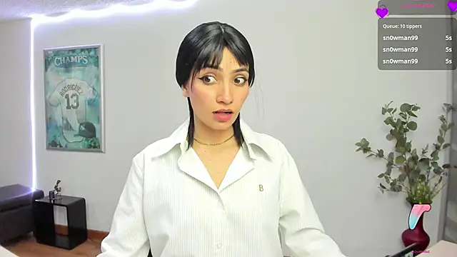 chloehanna online show from 05-27-26, 07:22