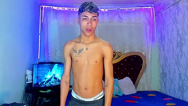 Snapshot of boyswantingplay chatting on 02-26-26, 05:34 boyswantingplay online show from 02-26-26, 05:34