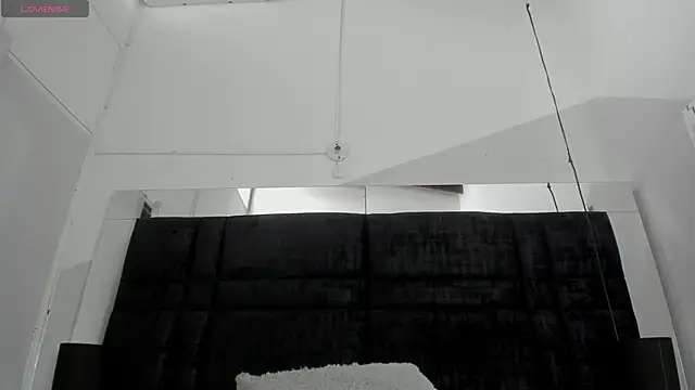 Snapshot of EmmadaSilva chatting on 05-15-26, 07:10 EmmadaSilva online show from 05-15-26, 07:10