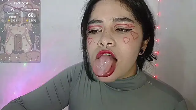 Snapshot of Magic_Alicee_ chatting on 02-15-26, 03:36 Magic Alicee online show from 02-15-26, 03:36