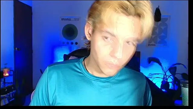 Snapshot of Habel__moretti chatting on 02-26-26, 07:02 Habel moretti online show from 02-26-26, 07:02