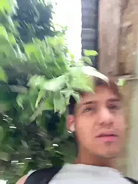 Snapshot of Habel__moretti chatting on 03-19-26, 02:32 Habel moretti online show from 03-19-26, 02:32