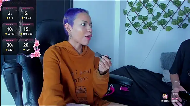 Liam Anny online show from 11-24-25, 01:33