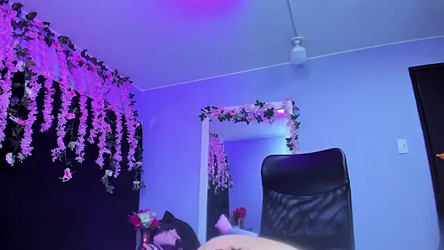 Gabyy Cooper  online show from 11-29-25, 10:18