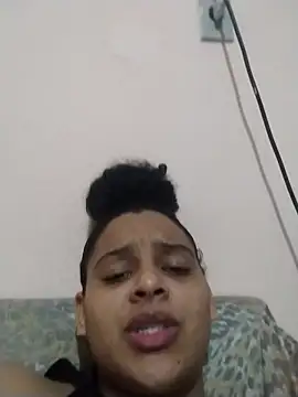 Snapshot of A_gostosa25 chatting on 02-18-26, 02:29 A gostosa25 online show from 02-18-26, 02:29