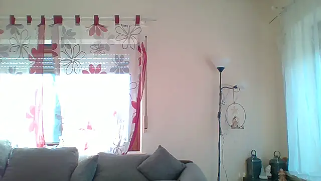 Snapshot of tommy3300 chatting on 12-01-25, 10:31 tommy3300 online show from 12-01-25, 10:31