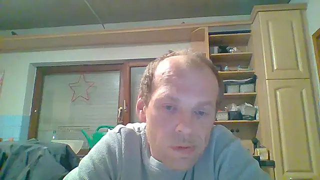 Snapshot of tommy3300 chatting on 12-02-25, 04:29 tommy3300 online show from 12-02-25, 04:29