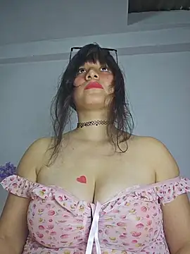 Kitty Kalifa online show from 06-14-26, 08:22