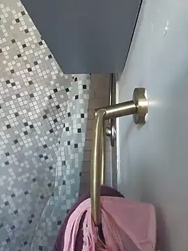 BulbasaurIsmettv online show from 10-30-25, 03:35