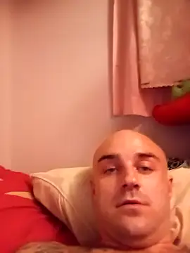 Snapshot of BulbasaurIsmettv chatting on 12-20-25, 10:55 BulbasaurIsmettv online show from 12-20-25, 10:55