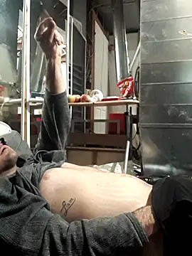 Snapshot of BulbasaurIsmettv chatting on 02-27-26, 06:46 BulbasaurIsmettv online show from 02-27-26, 06:46