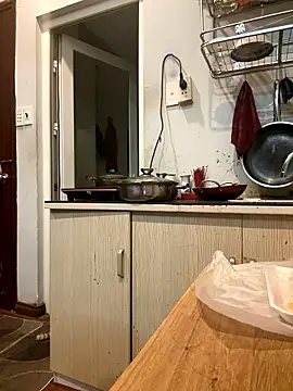 Snapshot of Emily-y chatting on 01-16-26, 12:42 Emily-y online show from 01-16-26, 12:42