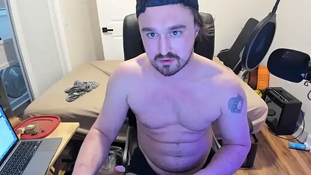 Snapshot of andrenoma427 chatting on 04-08-26, 01:38 andrenoma427 online show from 04-08-26, 01:38