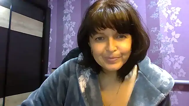 CountessLuna online show from 10-27-25, 12:42