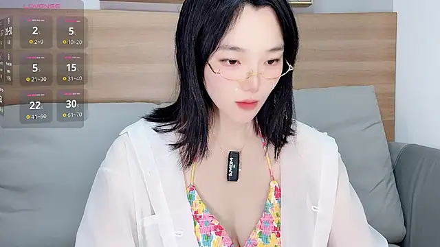 Snapshot of upoo7lt chatting on 02-22-26, 02:02 upoo7lt online show from 02-22-26, 02:02