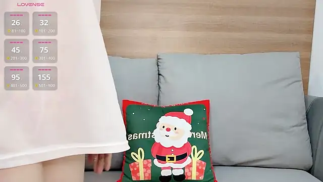 Snapshot of upoo7lt chatting on 03-01-26, 06:37 upoo7lt online show from 03-01-26, 06:37