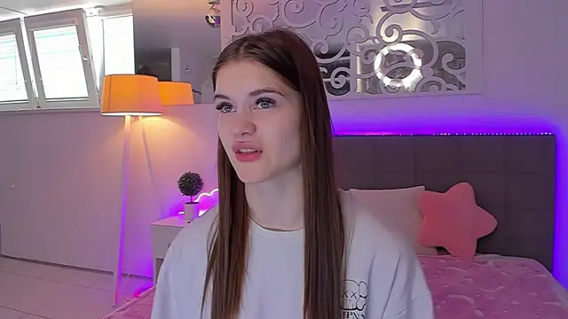 LuisaClover online show from 04-29-26, 12:20