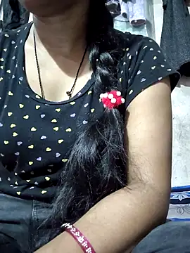 Snapshot of Ezabelljohn chatting on 02-18-26, 03:30 Ezabelljohn online show from 02-18-26, 03:30