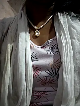 Snapshot of Ezabelljohn chatting on 03-05-26, 01:18 Ezabelljohn online show from 03-05-26, 01:18