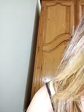 Snapshot of indilasixeey chatting on 02-01-26, 12:53 indilasixeey online show from 02-01-26, 12:53