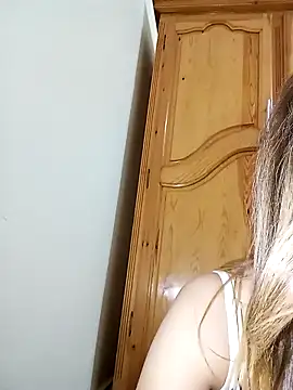 Snapshot of indilasixeey chatting on 03-06-26, 01:24 indilasixeey online show from 03-06-26, 01:24