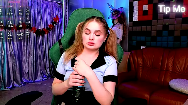 Jessi wxw online show from 10-26-25, 11:38