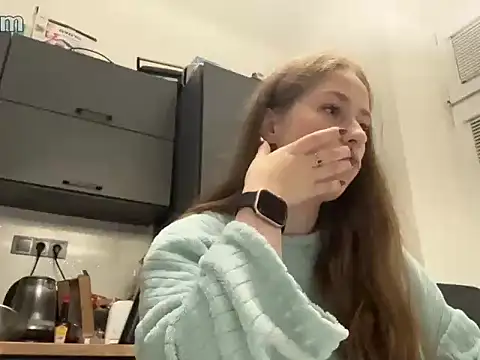 Snapshot of Nicole_Wallker chatting on 11-02-25, 08:33 Nicole Wallker online show from 11-02-25, 08:33