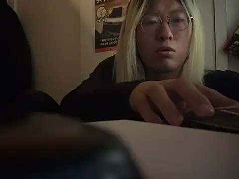 MUIMUICHAN27 online show from 03-16-26, 05:13