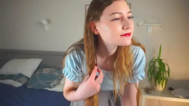 Snapshot of MegganKinson chatting on 11-04-25, 05:06 MegganKinson online show from 11-04-25, 05:06