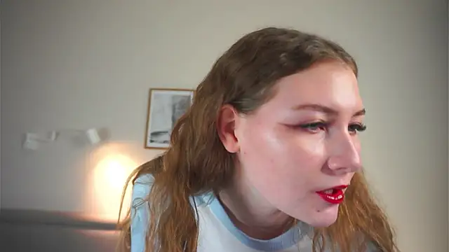 Snapshot of MegganKinson chatting on 11-10-25, 05:06 MegganKinson online show from 11-10-25, 05:06